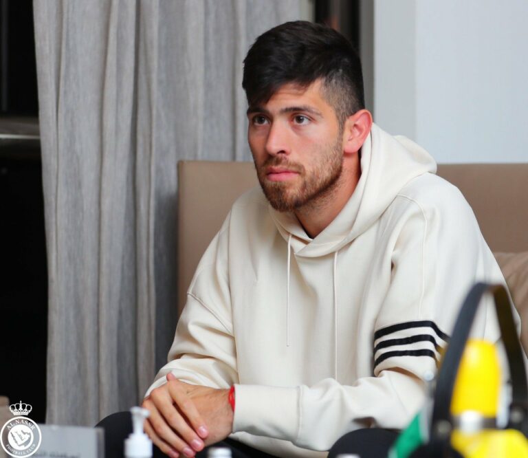 Al Nassr anuncia goleiro Rossi, ex-Boca e que está acertado com o Flamengo