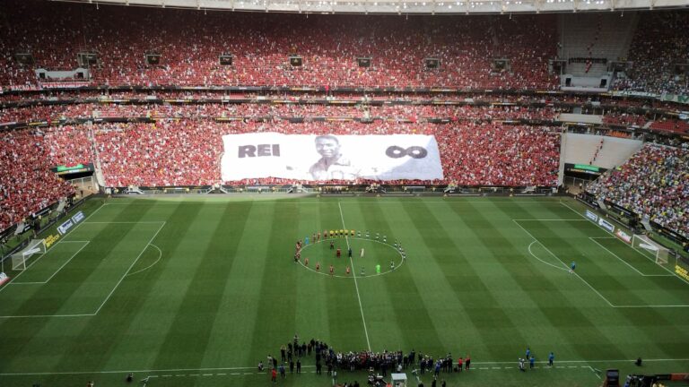 CBF promove homenagem ao Rei Pelé na Supercopa do Brasil