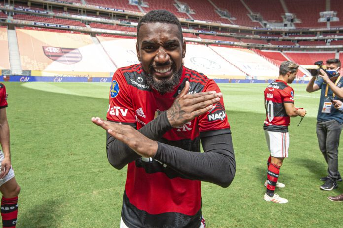 Flamengo anuncia oficialmente a contratação de Gerson