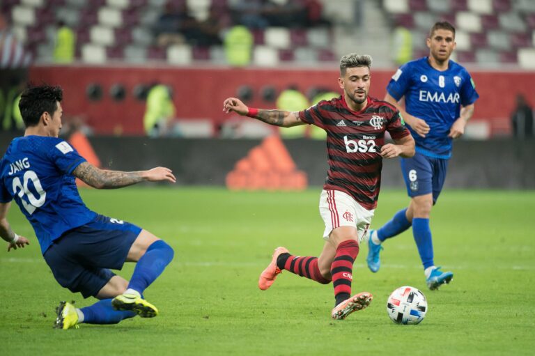 Flamengo pode reencontrar velho conhecido no Mundial ou protagonizar duelo inédito