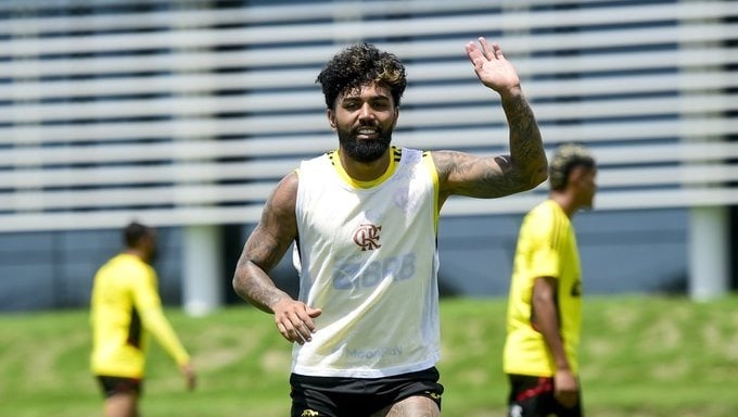 Landim revela conversa com Gabigol por camisa 10 do Flamengo