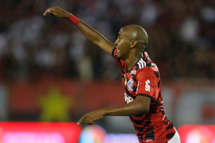 Lorran e Werton lamentam empate do Flamengo contra o Bangu