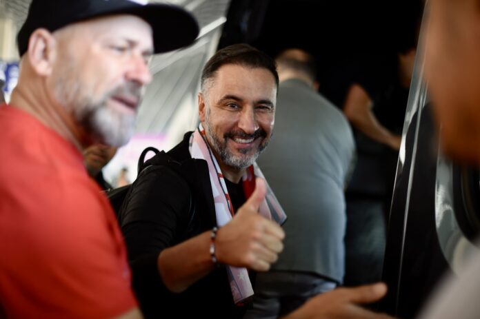 Vítor Pereira chega ao Rio de Janeiro para assumir o Flamengo: “Grande desafio”