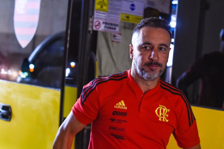 Vítor Pereira cita cansaço para explicar tropeço do Flamengo diante do Madureira