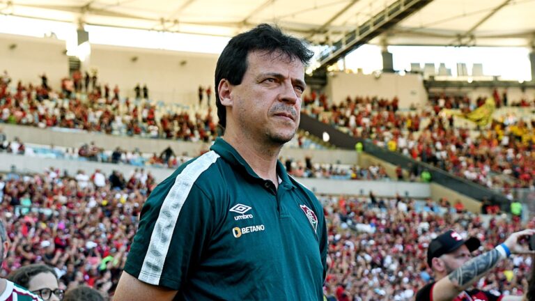 Diniz deve repetir escalação da estreia do Fluminense contra o Madureira