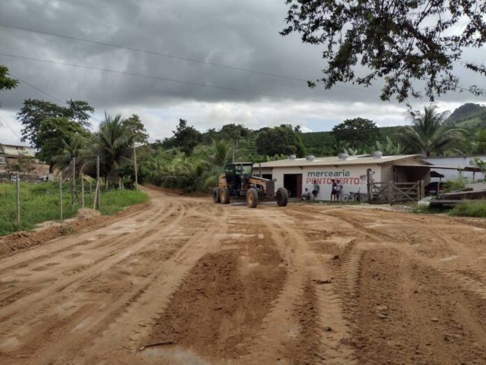 SEMTE constrói mais uma ponte e inicia recuperação de estradas no interior