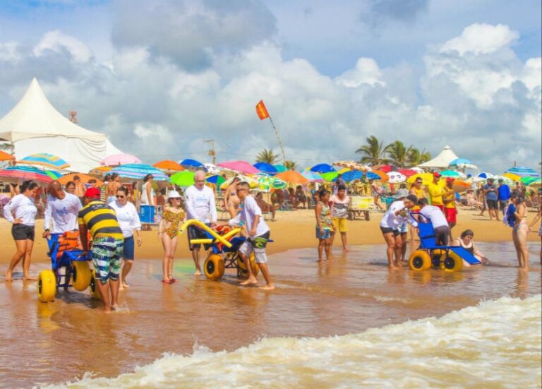 Verão: Prefeitura vai retomar atividades do projeto Praia Acessível em Pontal no próximo sábado (7)   		