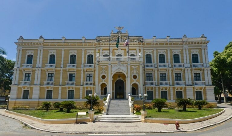 Confira o expediente dos órgãos públicos do Executivo Estadual durante o Carnaval