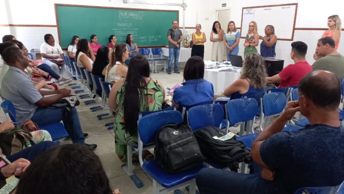 Apresentação das diretrizes educacionais para 2023 aos profissionais da educação