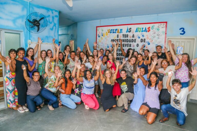 Escolas da rede municipal de Linhares se preparam para a volta às aulas na segunda-feira (6/2)   		