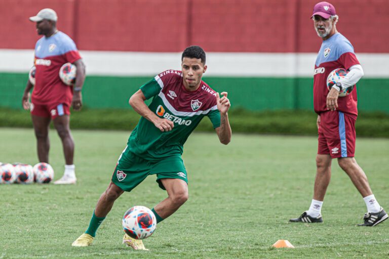 De volta ao Fluminense, Alexsander exalta experiência com a Seleção Sub-20