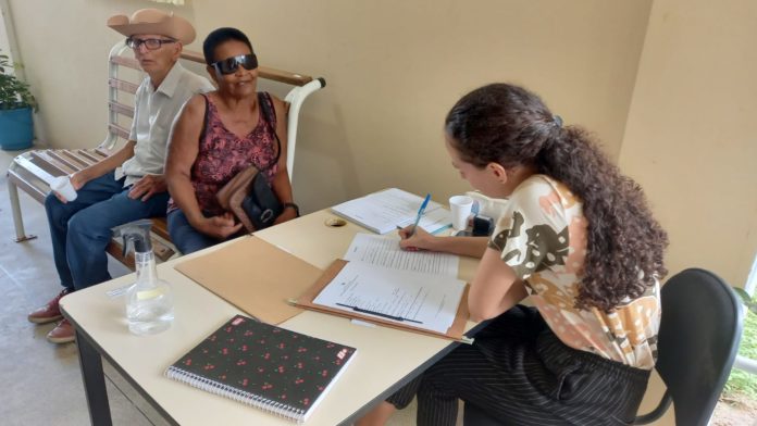 Idosos do CCI de Nova Venécia passam por atualização cadastral  na unidade