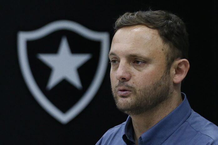 Mazzucco, diretor-executivo do Botafogo, comenta sorteio da Copa do Brasil