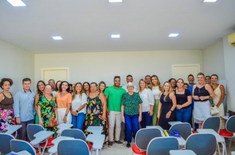 Prefeitura de Linhares promove treinamento em qualificação e educação permanente em saúde para servidores do Naps   		