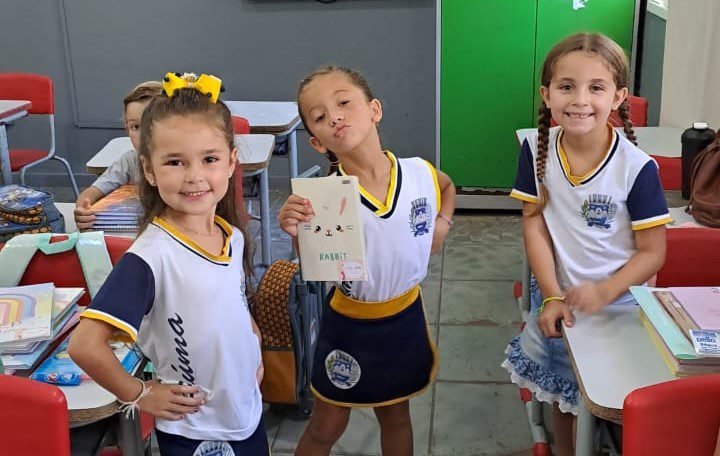 Prefeitura divulga calendário de entrega dos uniformes escolares em Piúma