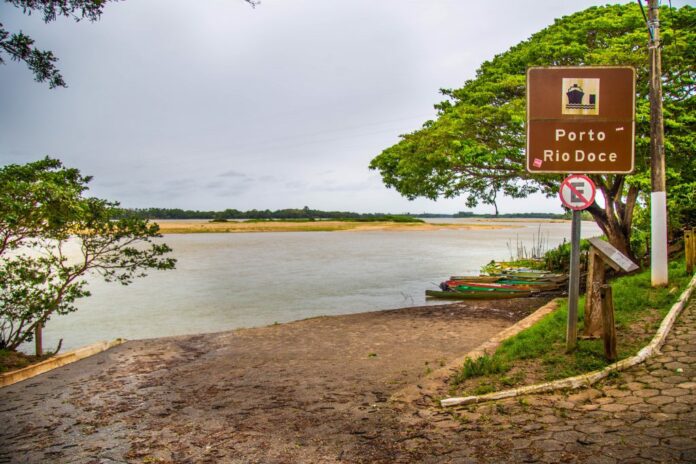 Rio doce recua e está abaixo da cota de alerta   		
