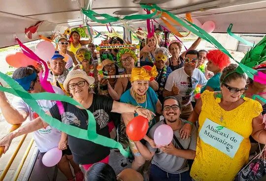 Centro de Convivência Renascer promove passeio por Marataízes através do City Tour