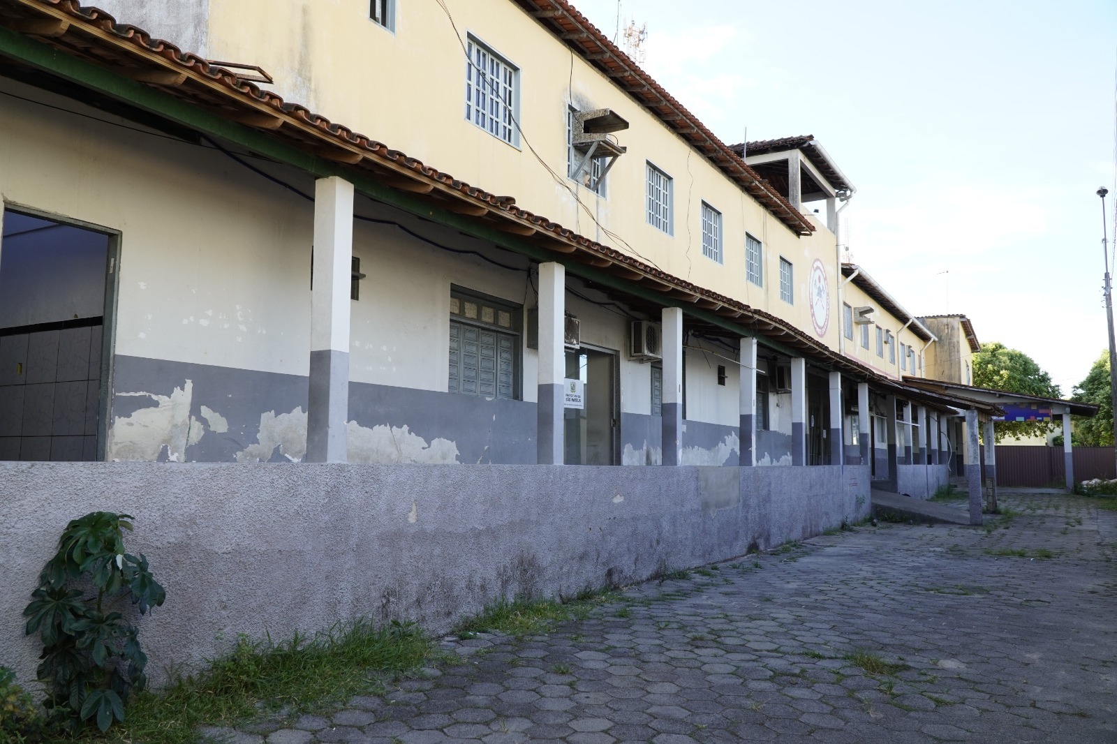 DANIEL SANTANA ASSINA MAIS UMA ORDEM DE SERVIÇO: CREAS BOA VISTA RECEBERÁ A PRIMEIRA REFORMA DESDE 1999