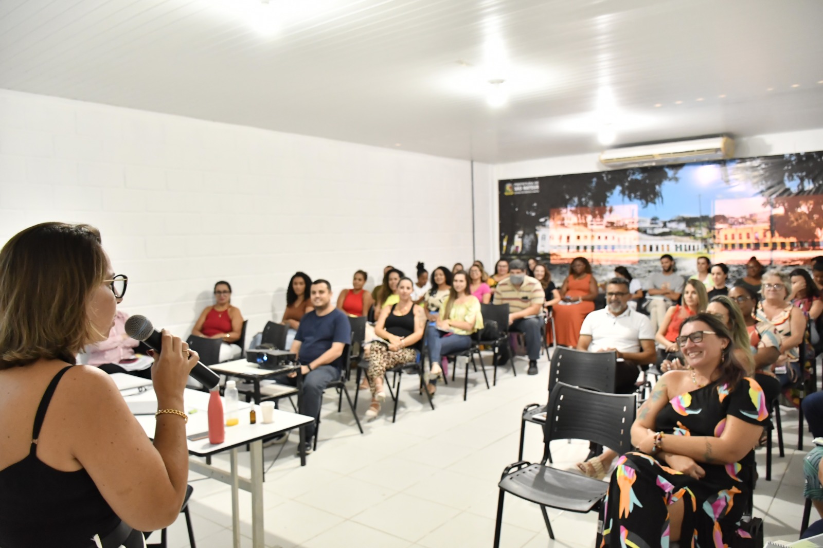 SERVIDORES MUNICIPAIS DE SÃO MATEUS PARTICIPAM DE TREINAMENTO SOBRE NOVA LEI FEDERAL PARA LICITAÇÕES