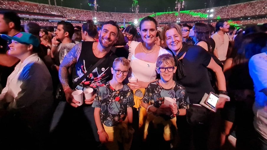 Família em show do Coldplay em São Paulo