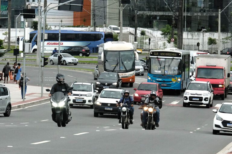 Ales conhece proposta para integrar transporte coletivo