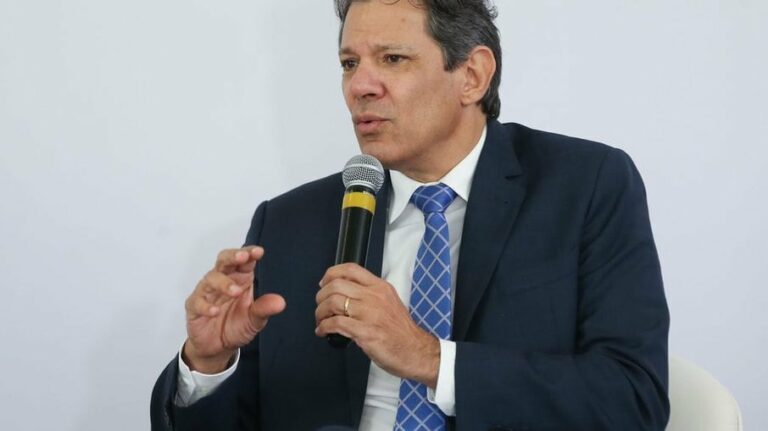 Fernando Haddad apresentou nova regra fiscal a presidentes das duas Casas