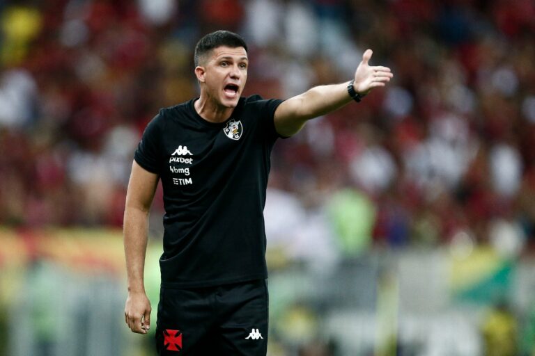 Barbieri projeta semifinal contra Flamengo: “Eles têm muito mais respeito por nós”