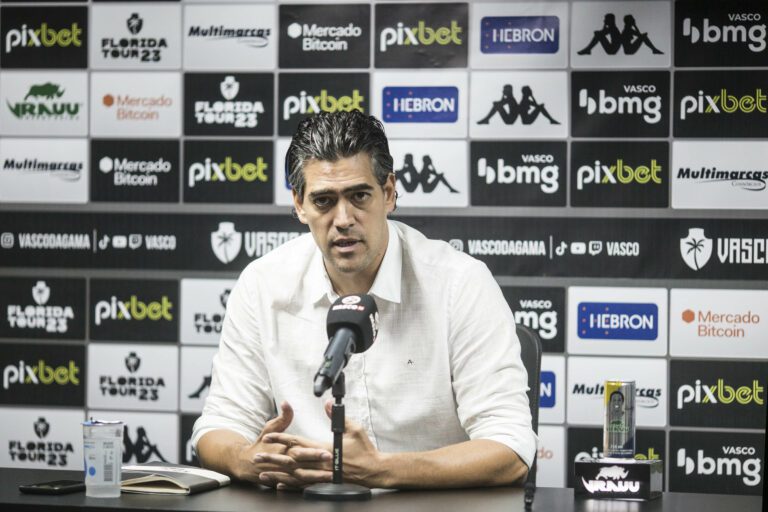 Diretor-executivo do Vasco projeta reforços para o Brasileiro