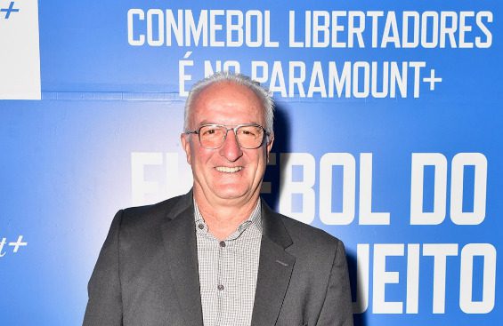 Dorival Júnior crê em Libertadores mais difícil que em 2022 e revela propostas do exterior