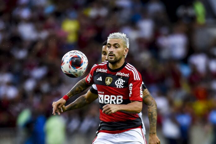 Lesionado, Arrascaeta desfalcará Flamengo na final do Campeonato Carioca