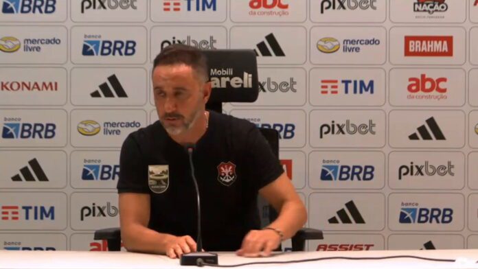Vítor Pereira elogia postura do Flamengo na derrota para o Vasco: “Time unido”