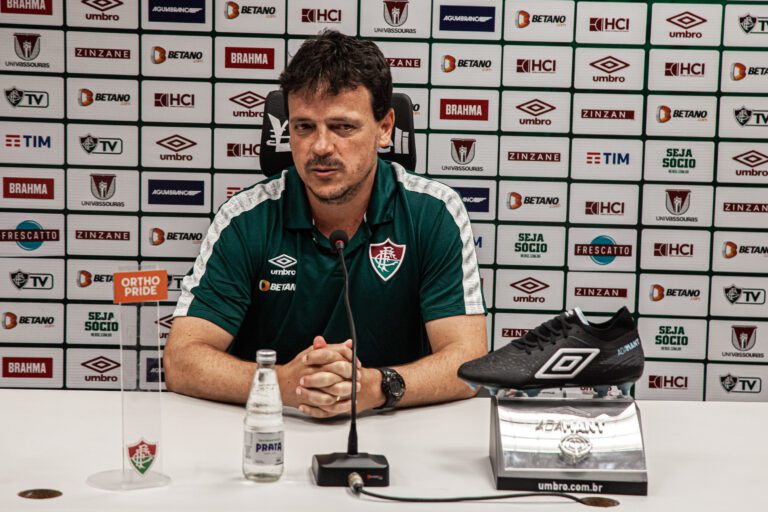 Diniz destaca humildade e preparação do Fluminense em “melhor partida da temporada”