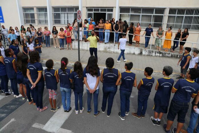 HOMENAGEM ÀS MULHERES