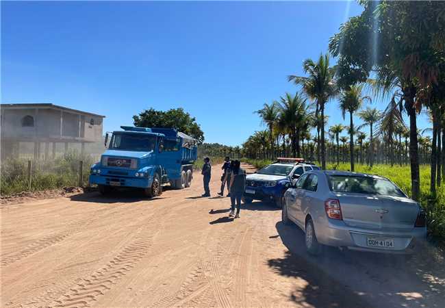 OPERAÇÃO OURO BRANCO VISA INIBIR IRREGULARIDADES NA EXTRAÇÃO E TRANSPORTE DE AREIA, EM ITAPEMIRIM.