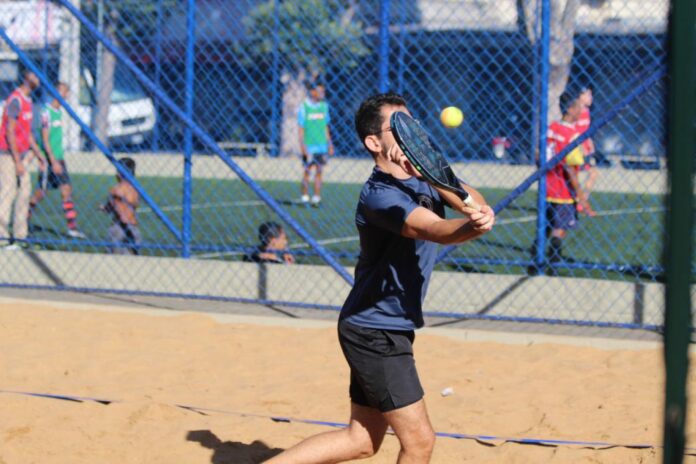 Com apoio da Prefeitura, Estadual de beach tennis agita Linhares neste final de semana   		