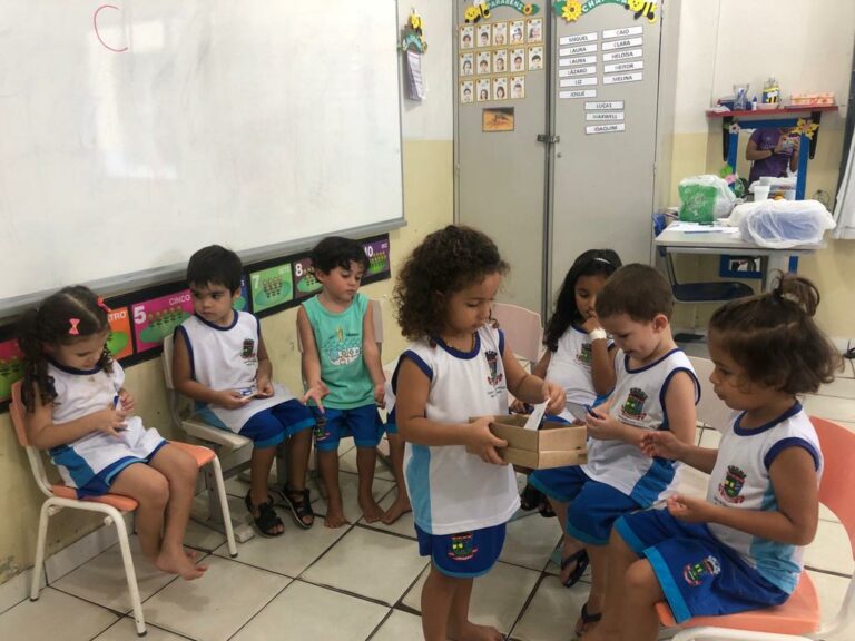 Escolas de Linhares aderem ao movimento nacional Dia da Compaixão, do Amor e da Gratidão   		