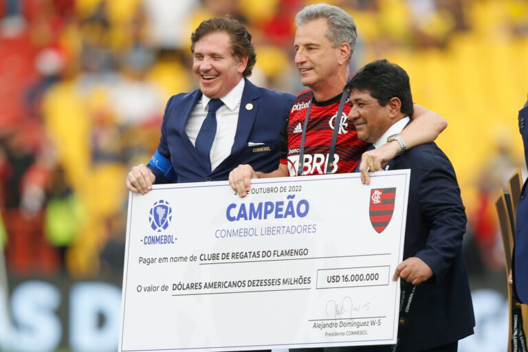 Flamengo vendeu menos e faturou mais com títulos em 2022; confira as finanças