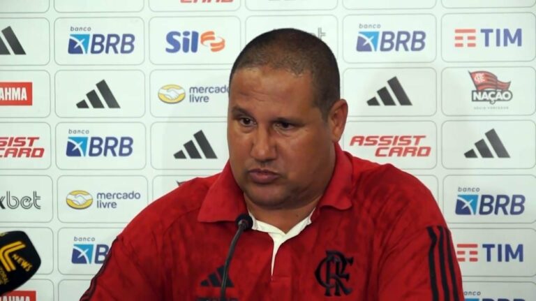 Mário Jorge explica mudança de esquema tático no Flamengo contra o Maringá