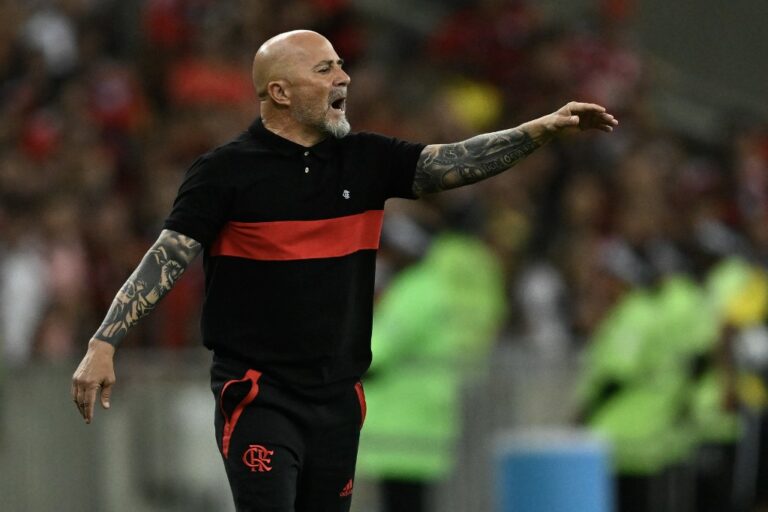 Sampaoli elogia jogadores do Flamengo, mas diz que time está “longe de funcionar”