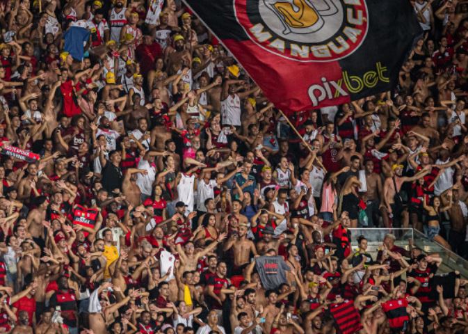 Pesquisa aponta torcida do Flamengo como a maior do Brasil; Corinthians e Palmeiras completam top-3