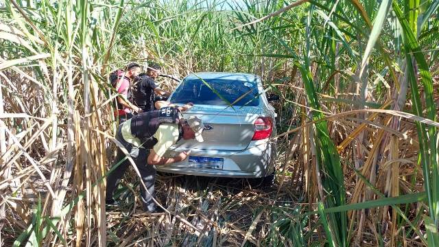Polícia Civil recupera veículo roubado em Linhares