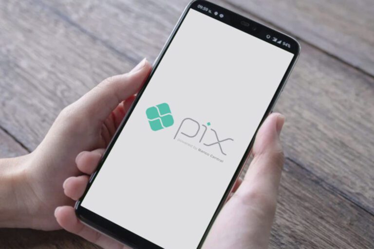 Projeto permite usar PIX para pagar tributos 