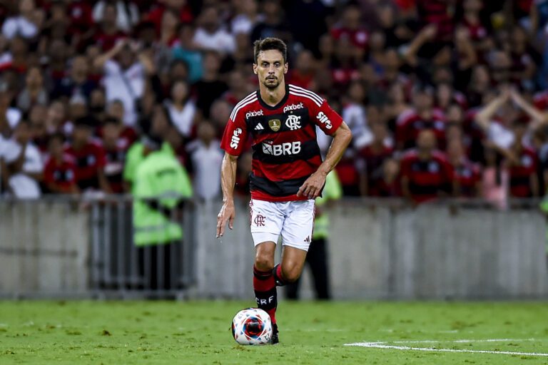 Rodrigo Caio espera duelo “muito físico” em clássico contra o Botafogo