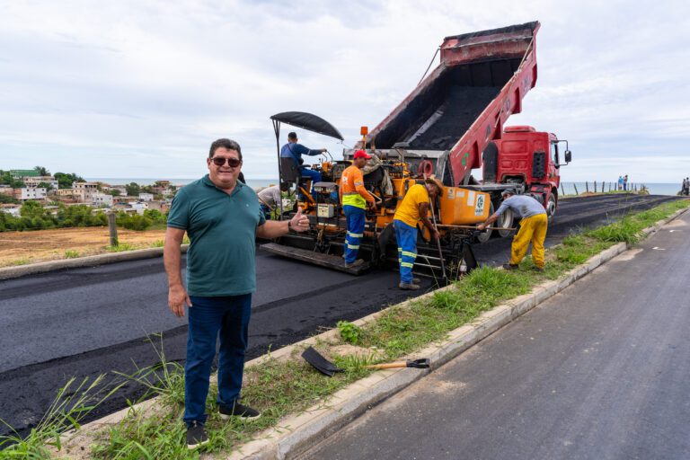 Marataízes: obra de pavimentação que liga Lagoa Funda ao trevo da ES-060 segue a todo vapor