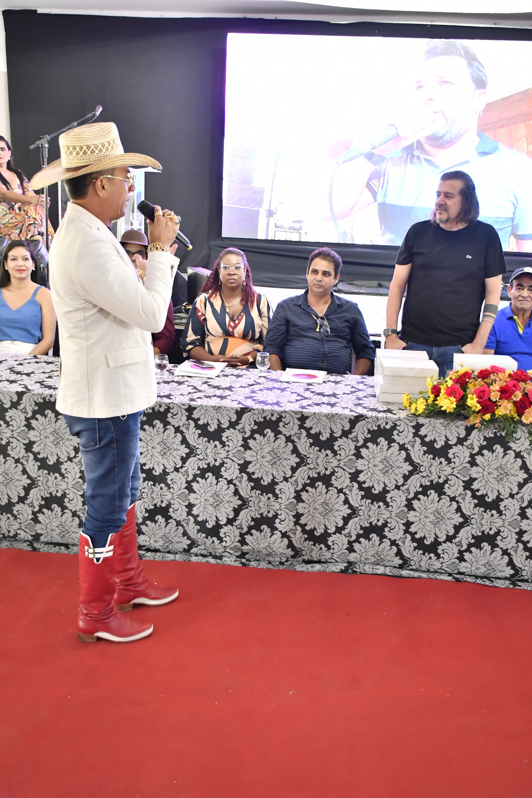 DIREITOS RECONHECIDOS: SÃO MATEUS SAI NA FRENTE NO ES E POVO DE ETNIA CIGANA AGORA TEM DIA MUNICIPAL E ASSOCIAÇÃO PRÓPRIA