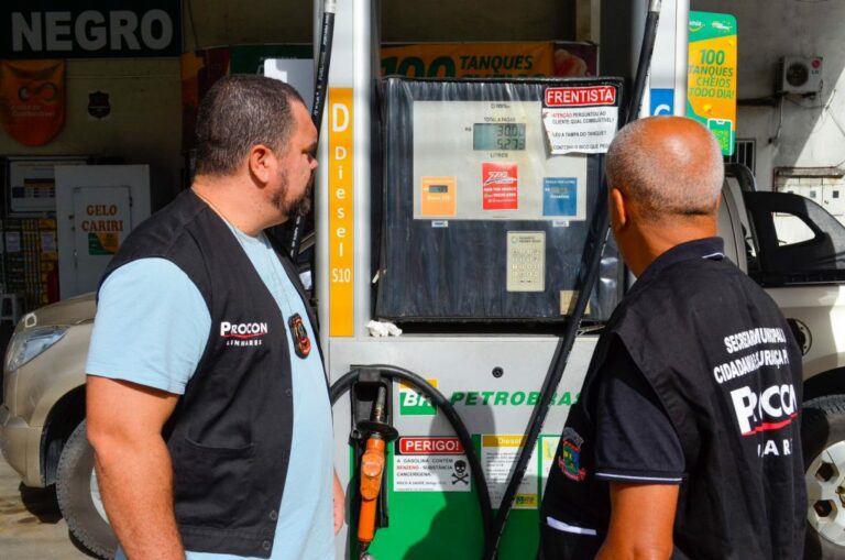 Ação do Procon de Linhares verifica se postos de combustíveis repassam variações de preço a consumidores