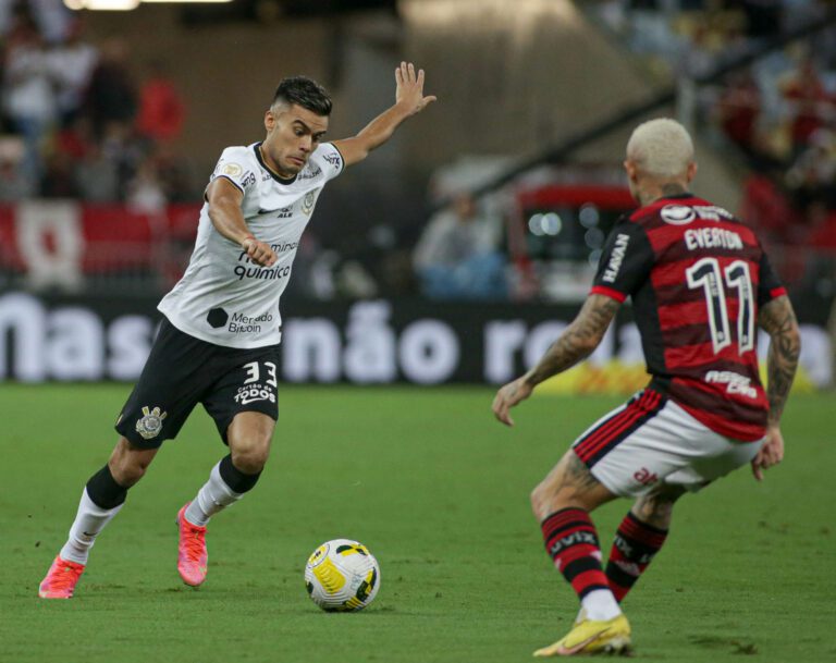 Flamengo x Corinthians: veja onde assistir ao jogo do Campeonato Brasileiro