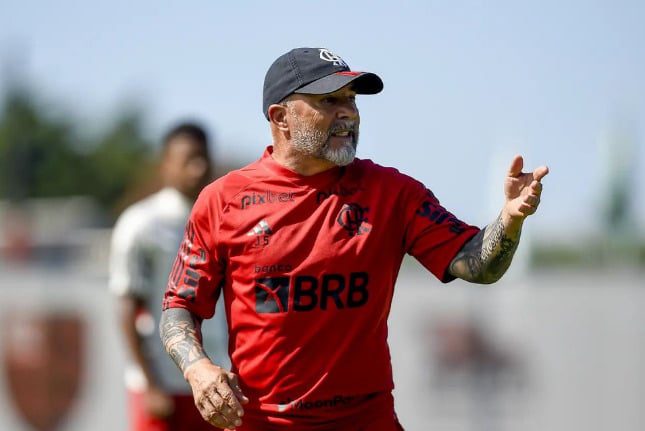 Veja a provável escalação do Flamengo para enfrentar o Racing