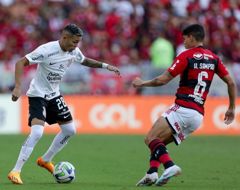 ​​​​​​​Sampaoli destaca maratona de jogos e analisa vitória do Flamengo
