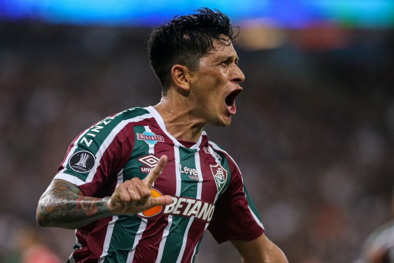 Cano destaca importância de Diniz em seu crescimento no Fluminense: “Potencializou meu jogo”